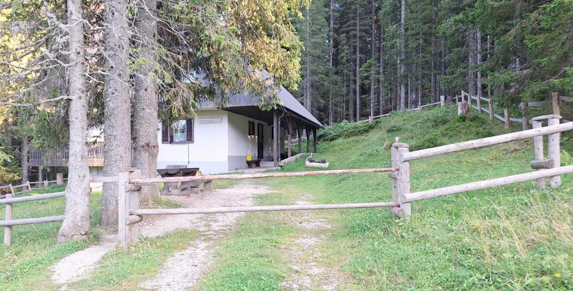 Apartma Anja Zgornje Gorje Kültér fotó