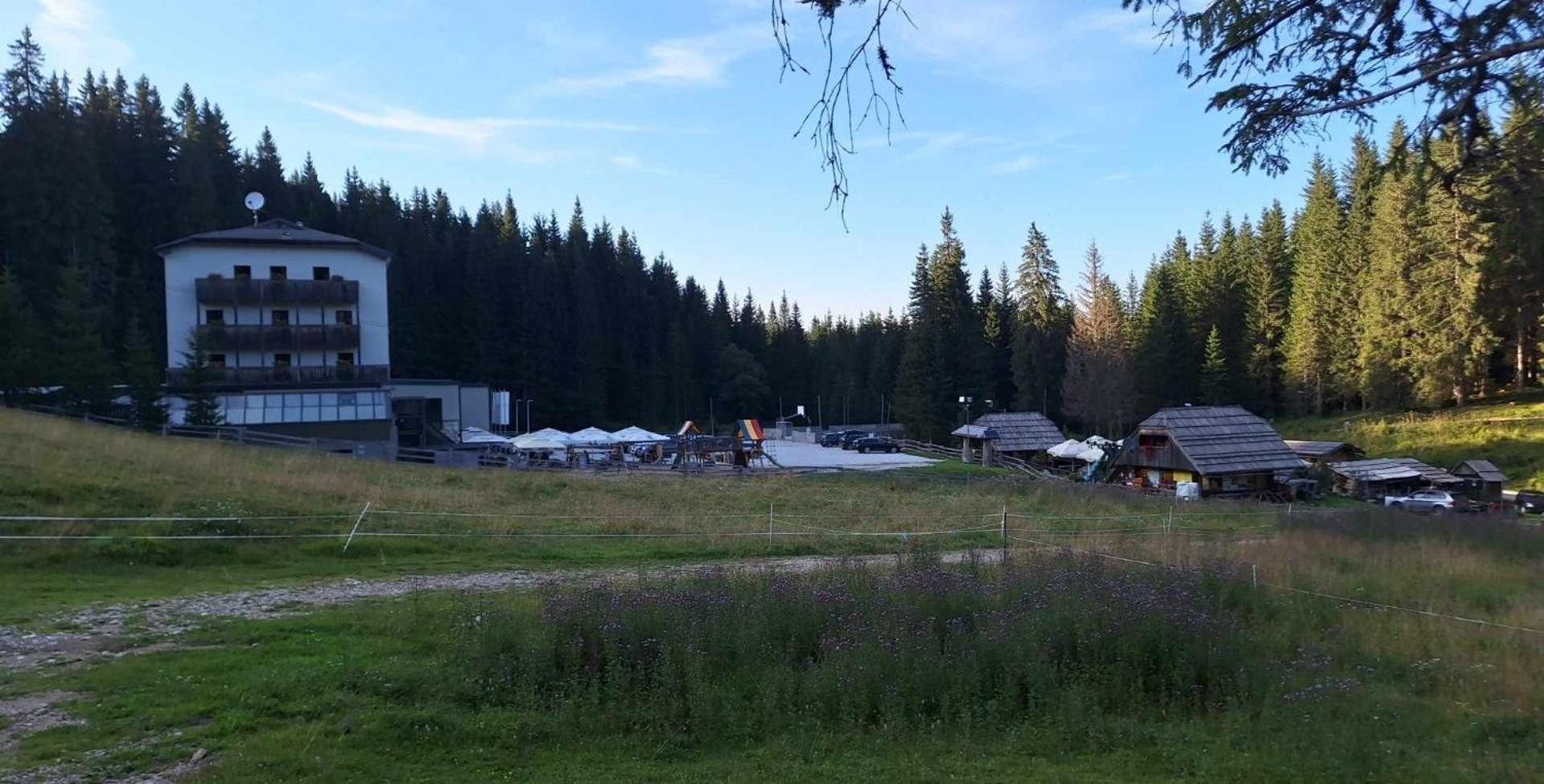 Apartma Anja Zgornje Gorje Kültér fotó